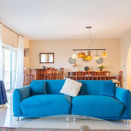 Villa Palma - Sunset Sea Views With Pool, Jacuzzi, Sauna And Games Room 梅利哈 外观 照片