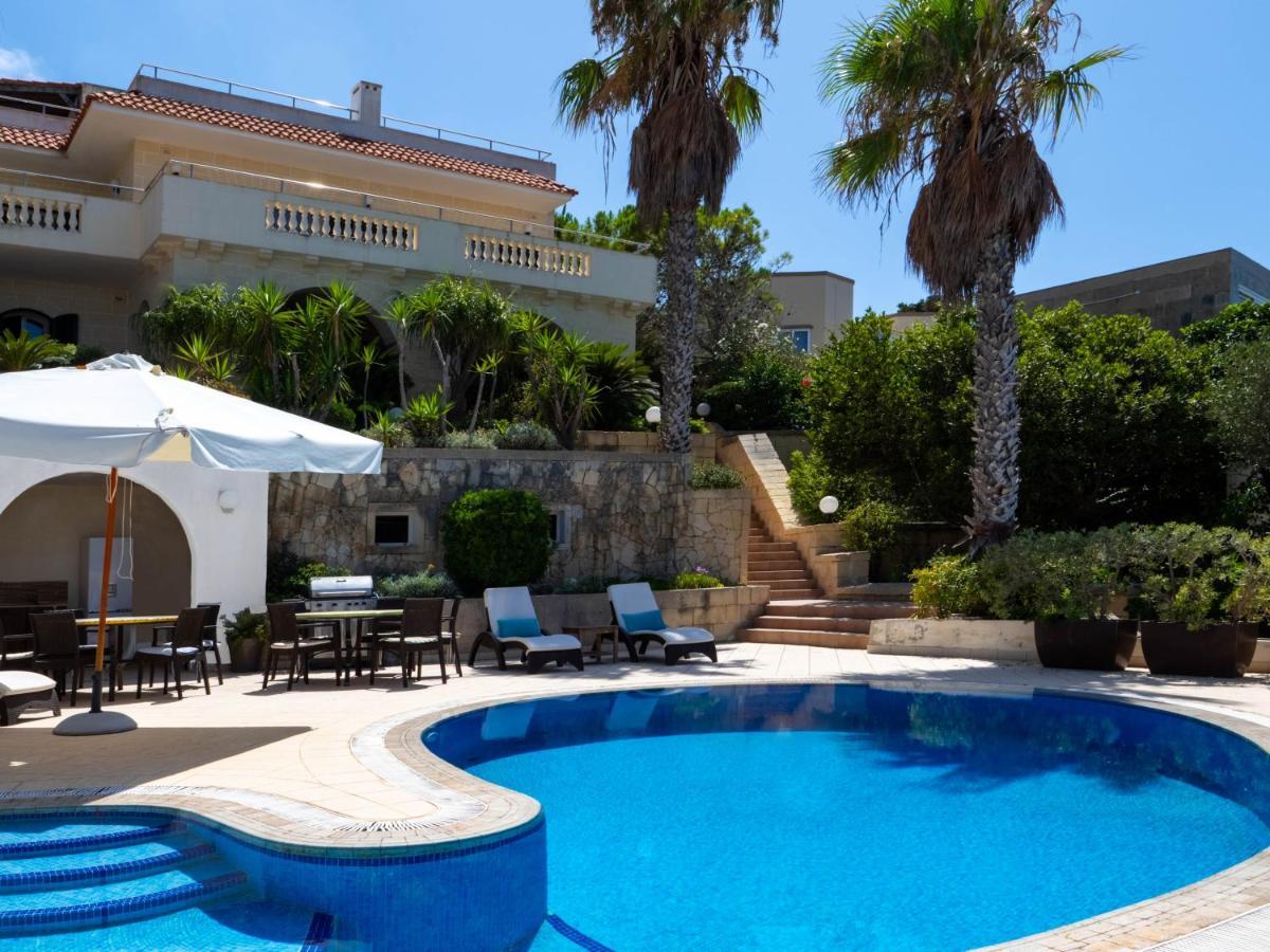 Villa Palma - Sunset Sea Views With Pool, Jacuzzi, Sauna And Games Room 梅利哈 外观 照片