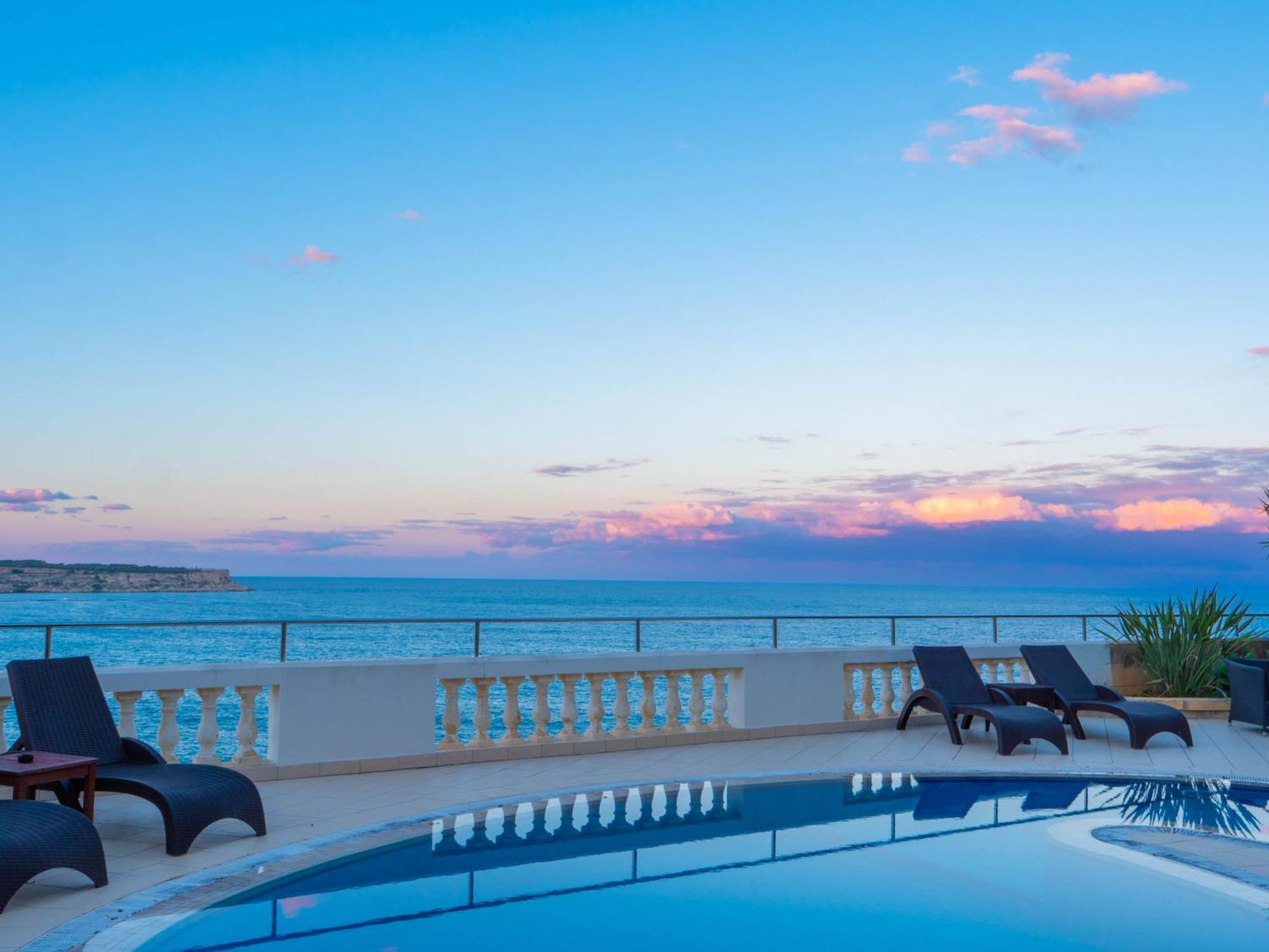 Villa Palma - Sunset Sea Views With Pool, Jacuzzi, Sauna And Games Room 梅利哈 外观 照片